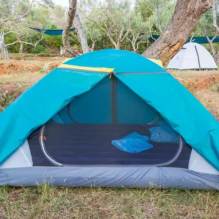 Black Goat Camping Campeggio *