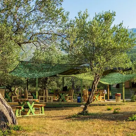 Black Goat Camping * Himare